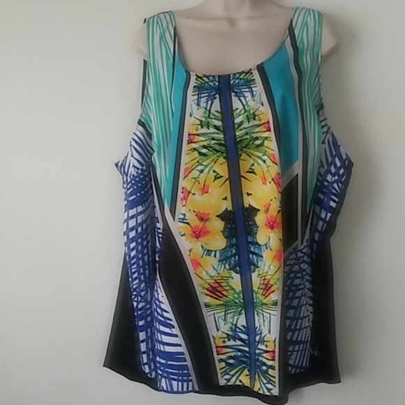 Apt. 9 Tops - APT Essentials Woman's Top